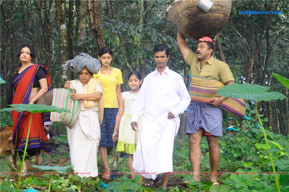 Manushya Mrugam Movie hd photo