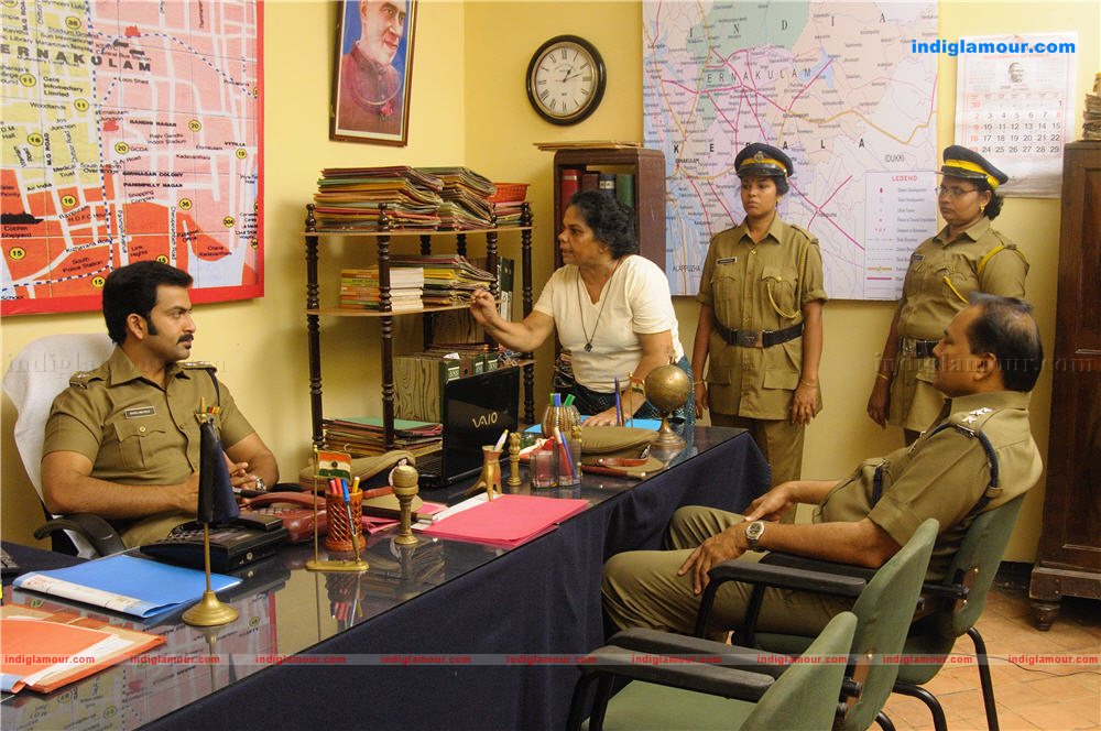 Manushya Mrugam Movie hd photo