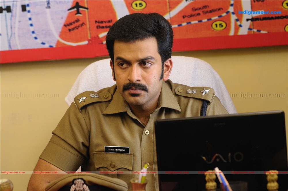 Manushya Mrugam Movie hd photo