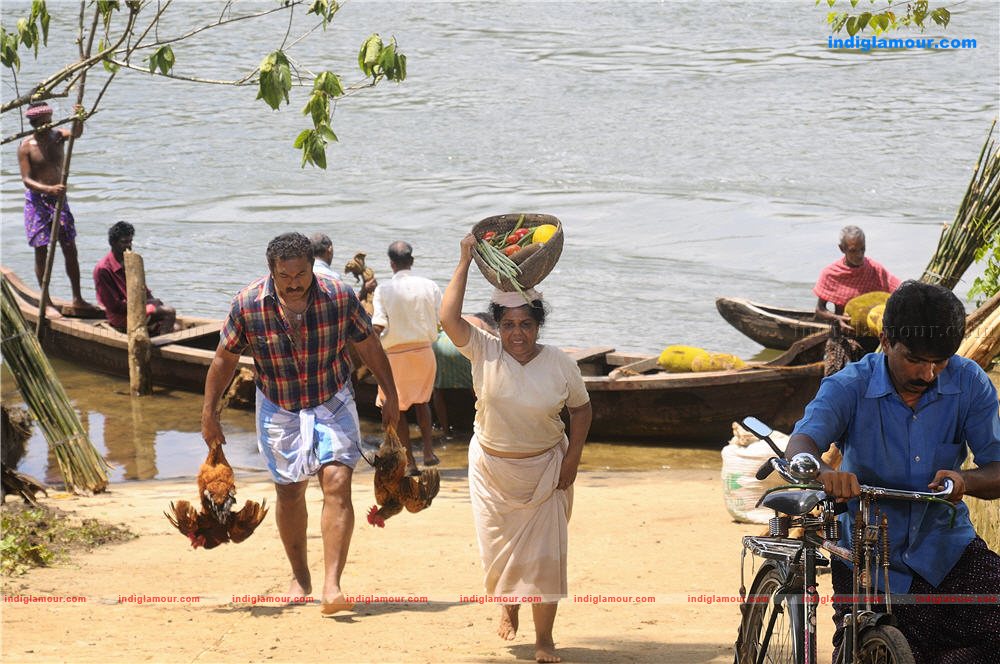 Manushya Mrugam Movie hd photo