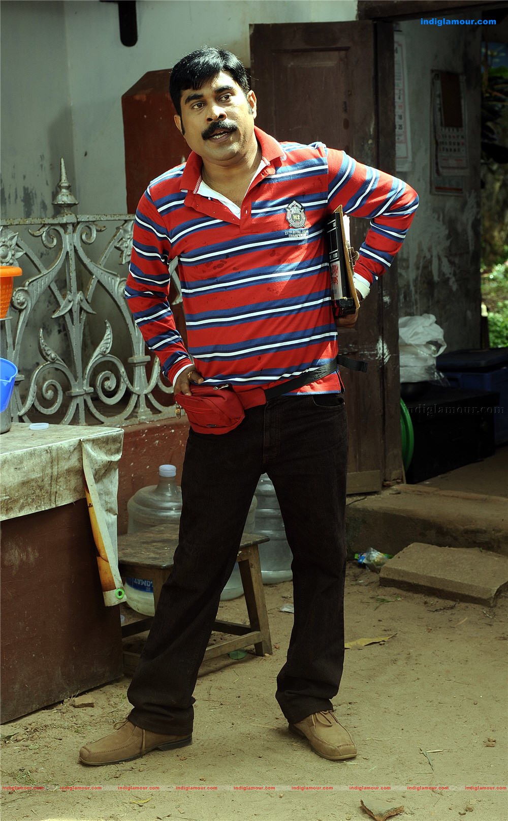 Pachuvum Kovalanum Movie hd photo
