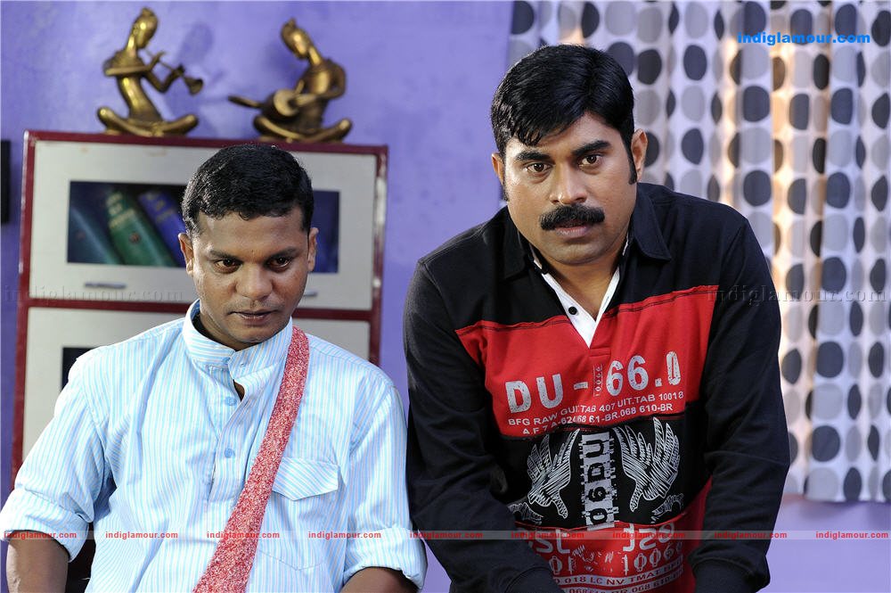 Pachuvum Kovalanum Movie hd photo