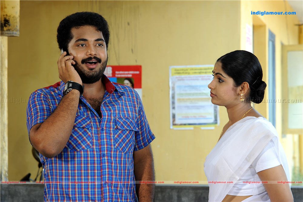 Ee Thirakkinidayil Movie hd photo