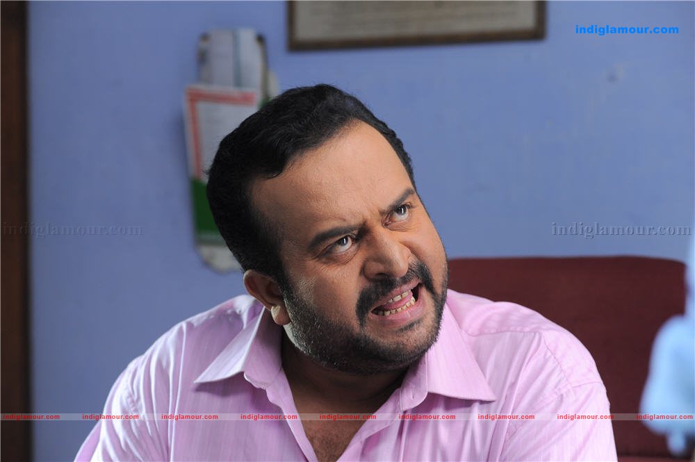 Manikyakallu Movie hd photo