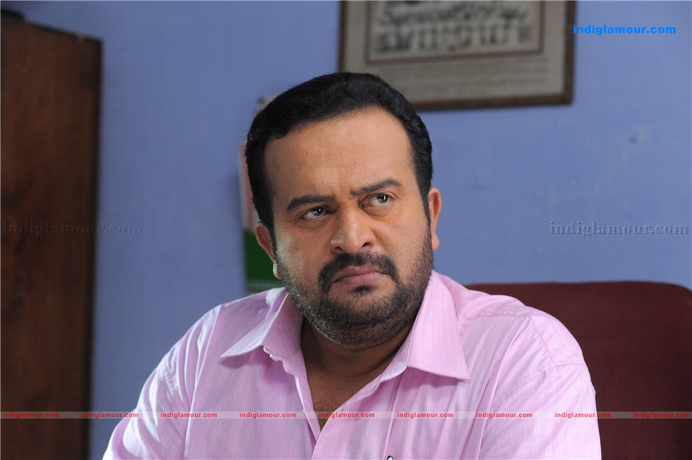 Manikyakallu Movie hd photo
