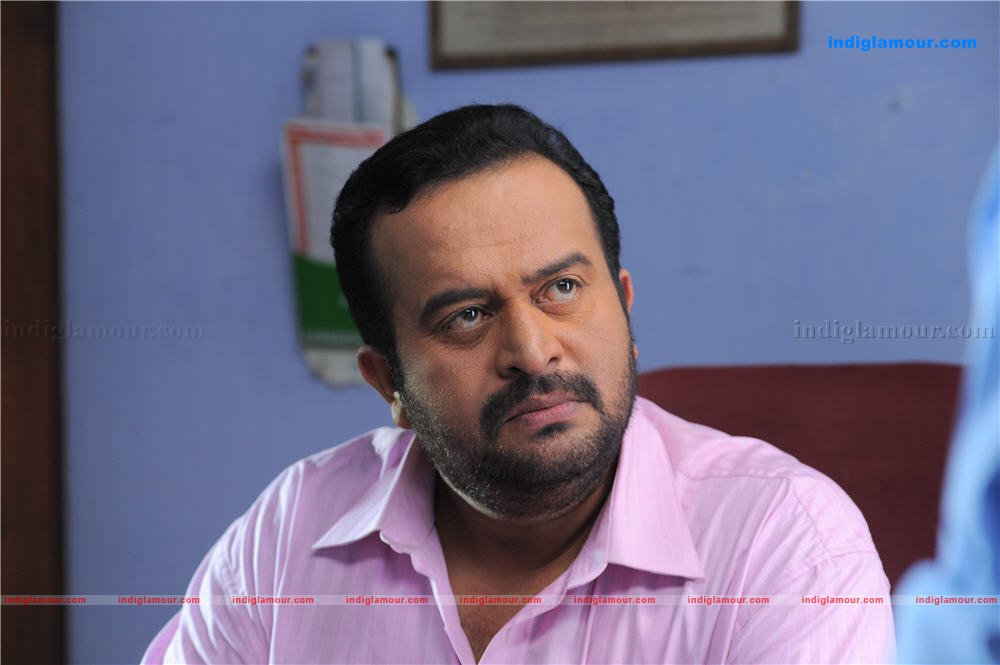 Manikyakallu Movie hd photo