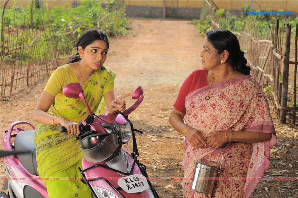Manikyakallu Movie hd photo