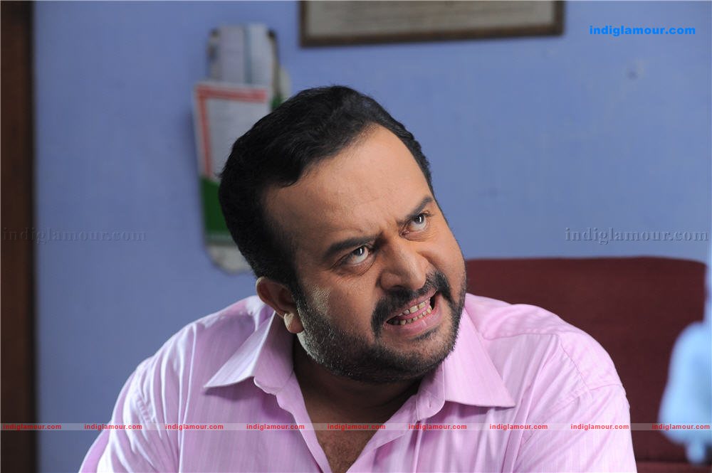 Manikyakallu Movie hd photo
