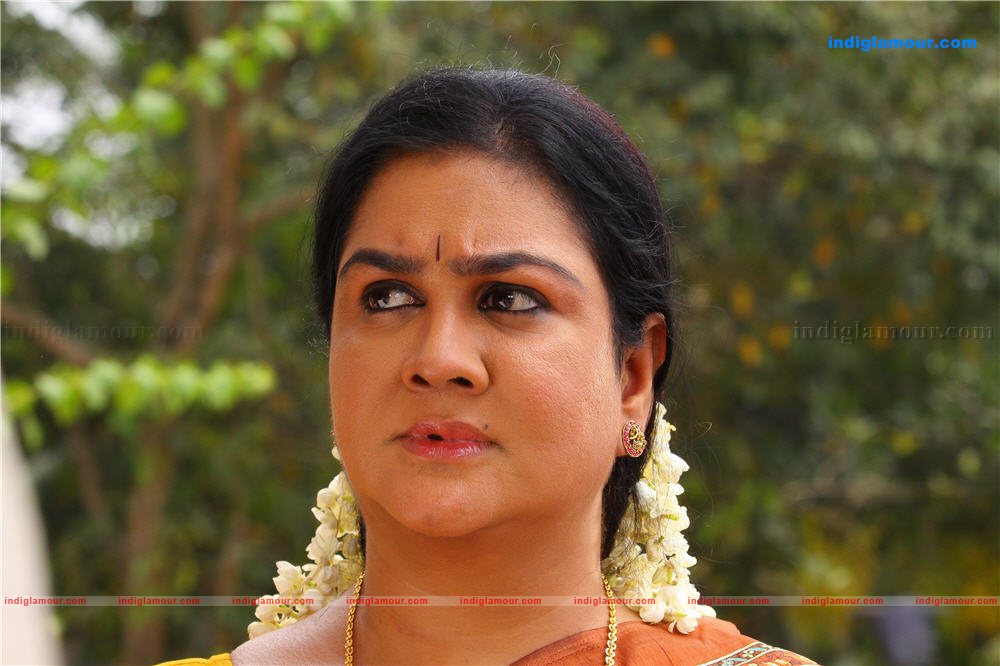 Kadhayile Nayika Movie hd photo