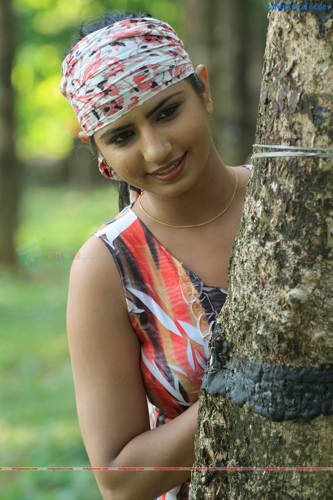 Kaathalparavakal Movie hd photo