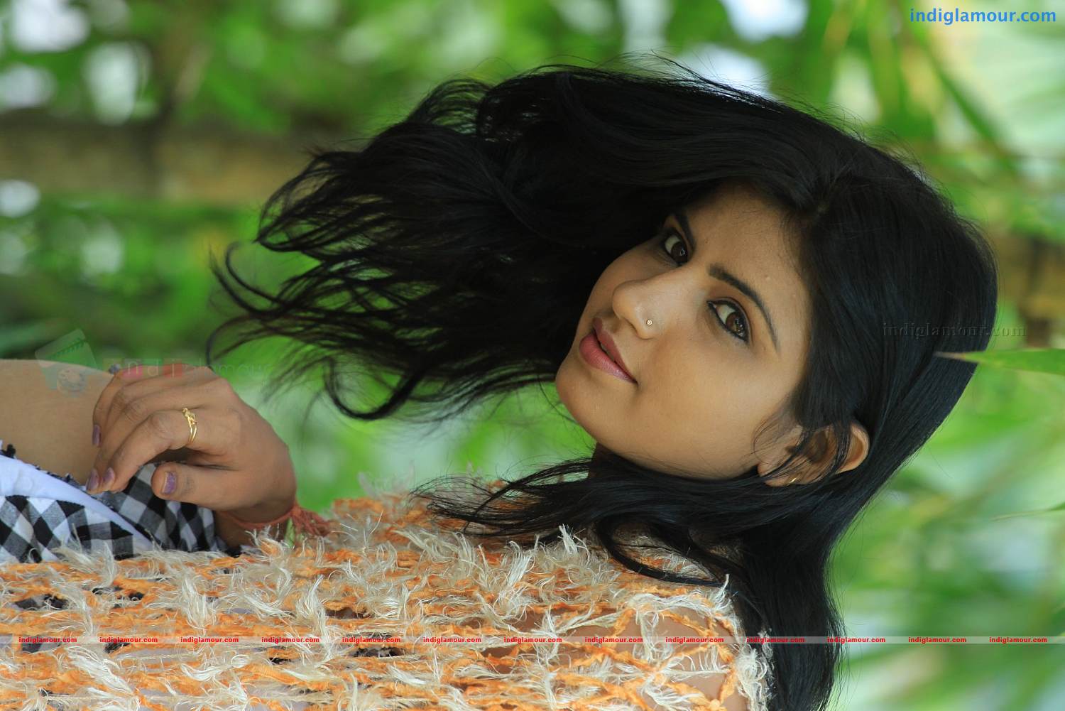 Kaathalparavakal Movie hd photo