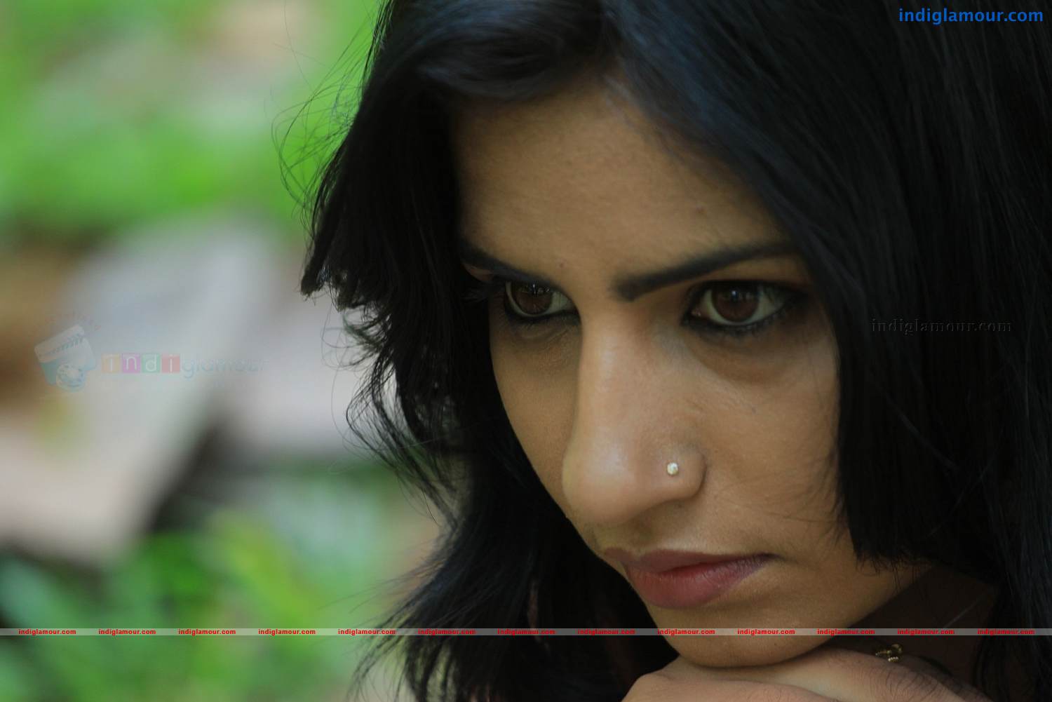 Kaathalparavakal Movie hd photo