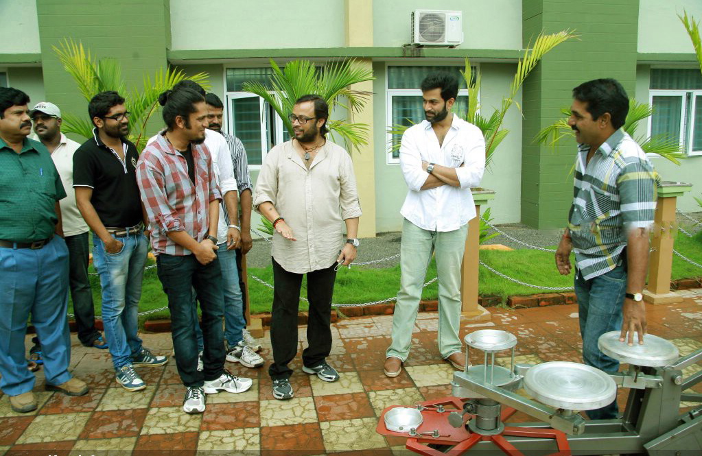 Ayaalum Njanum Thammil Movie hd photo