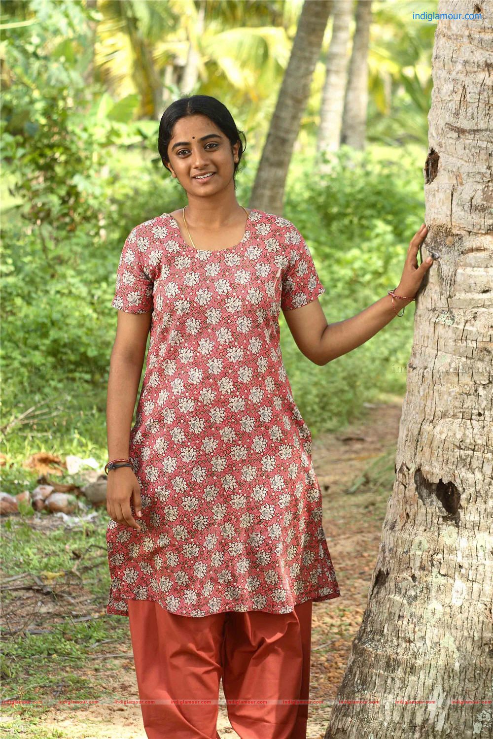 Puthiya Theerangal Movie hd photo