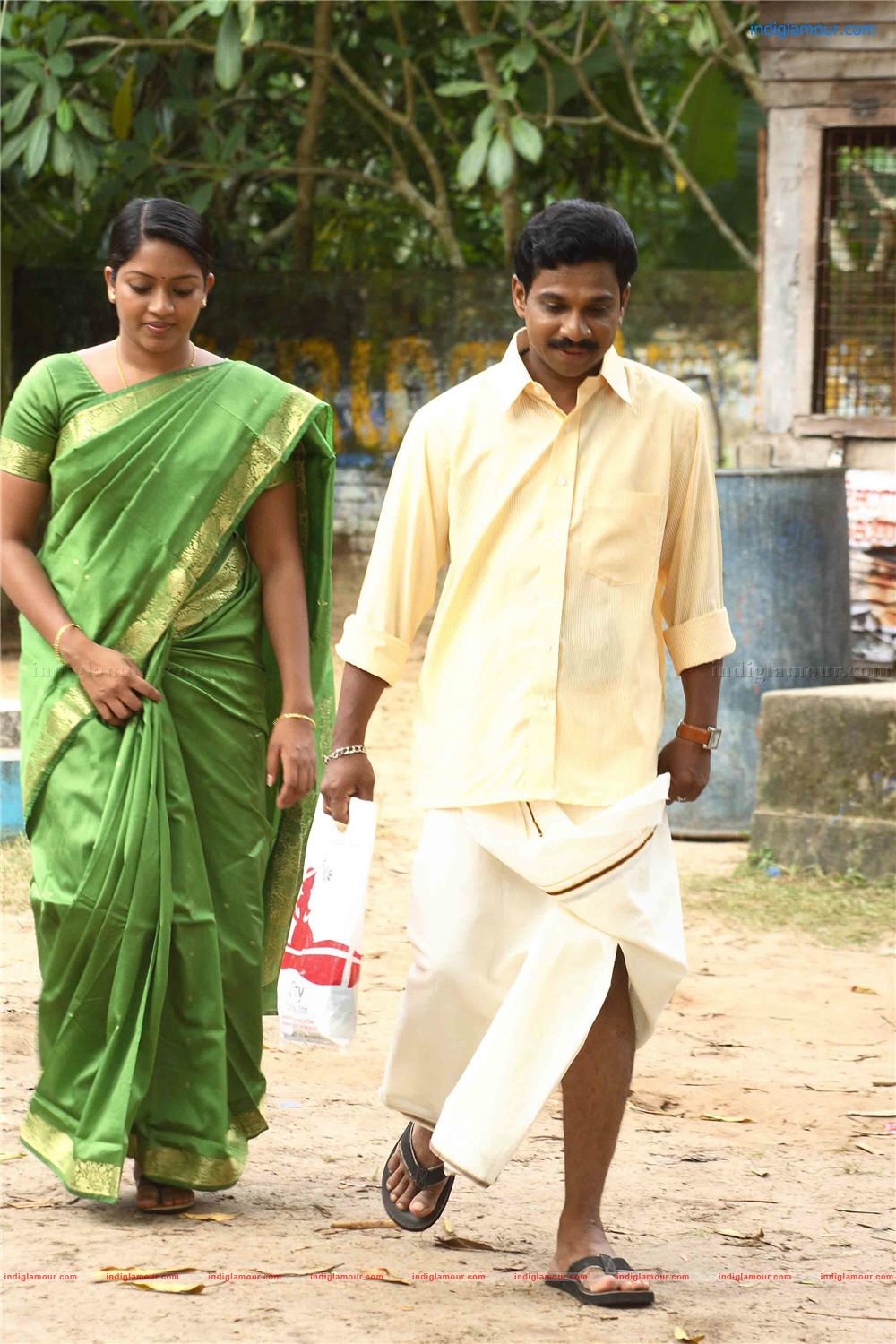 Puthiya Theerangal Movie hd photo