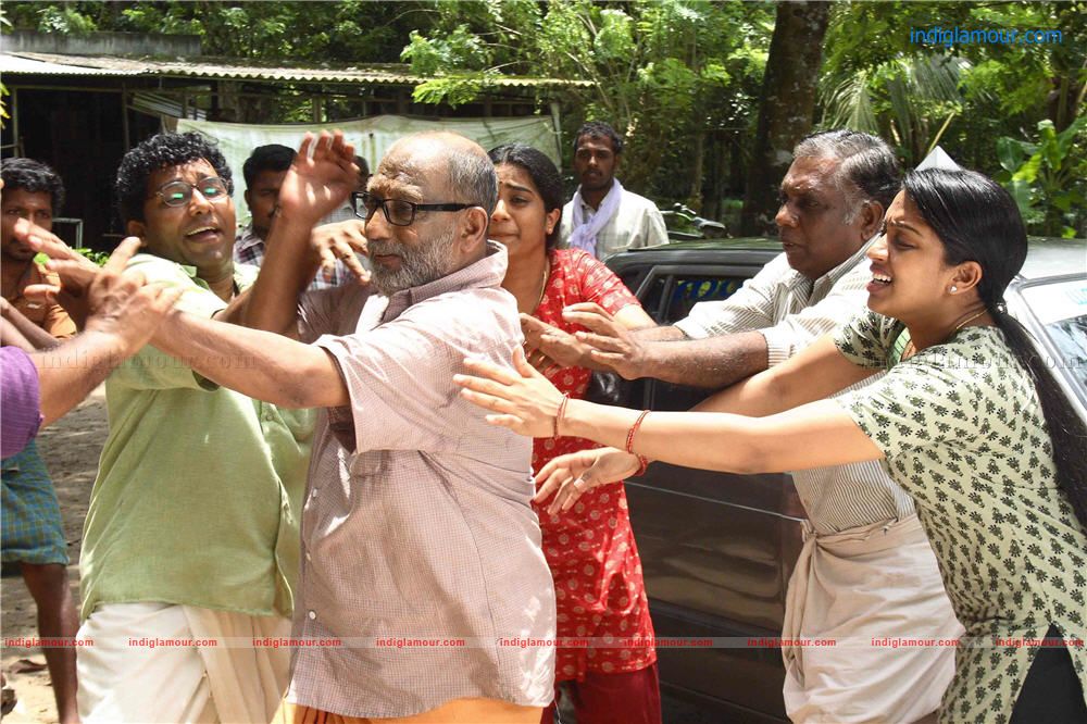 Puthiya Theerangal Movie hd photo