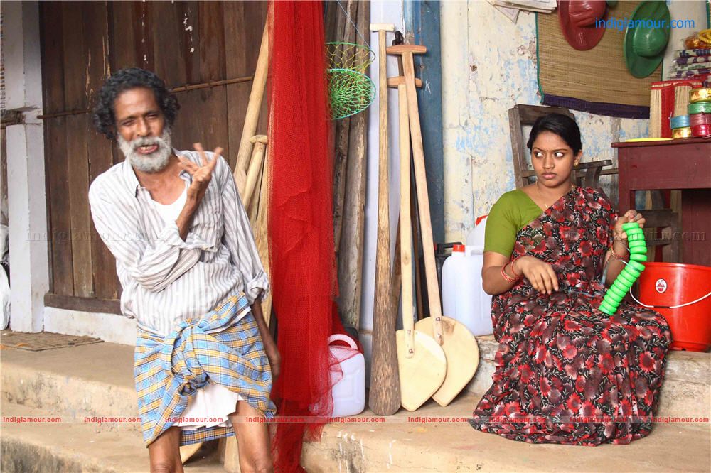 Puthiya Theerangal Movie hd photo