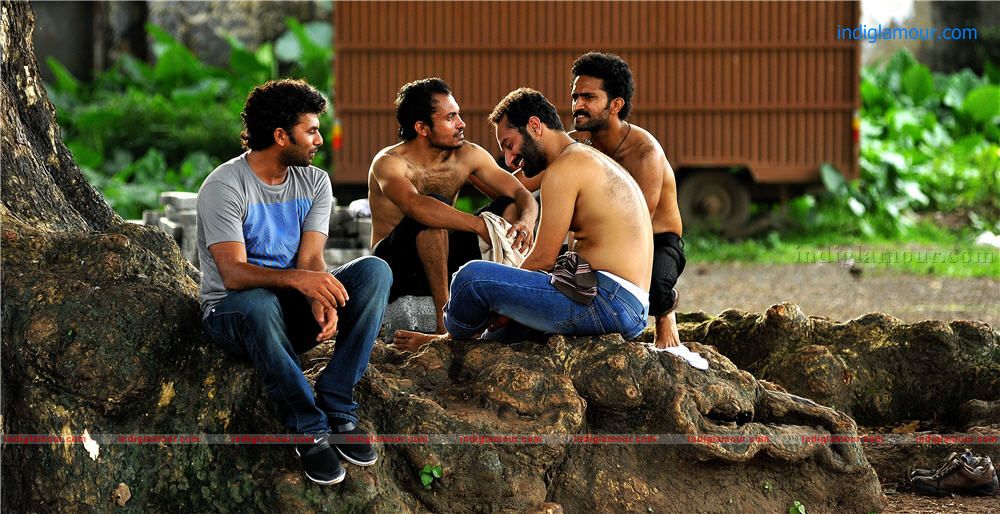 Annayum Rasoolum Movie hd photo