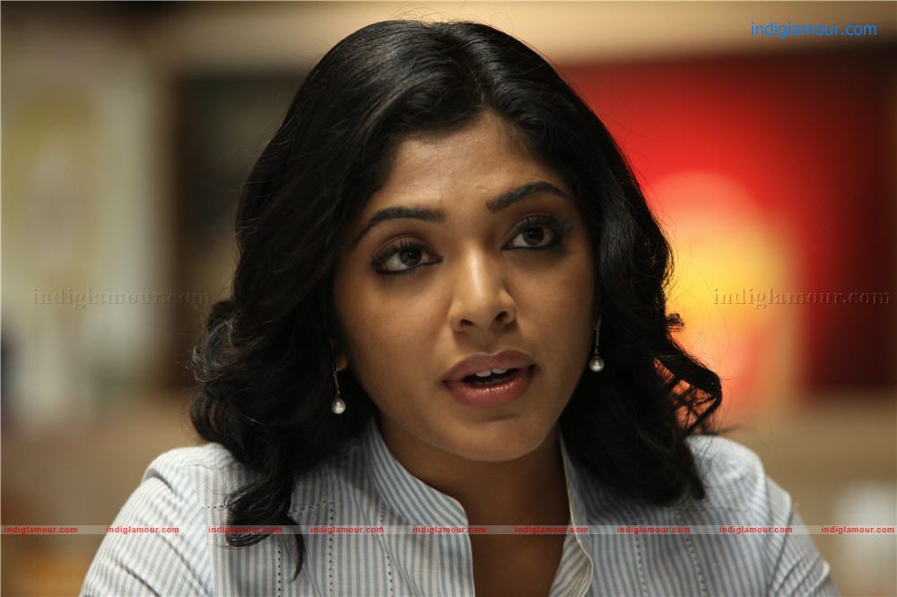 Ayaalum Njanum Thammil Movie hd photo
