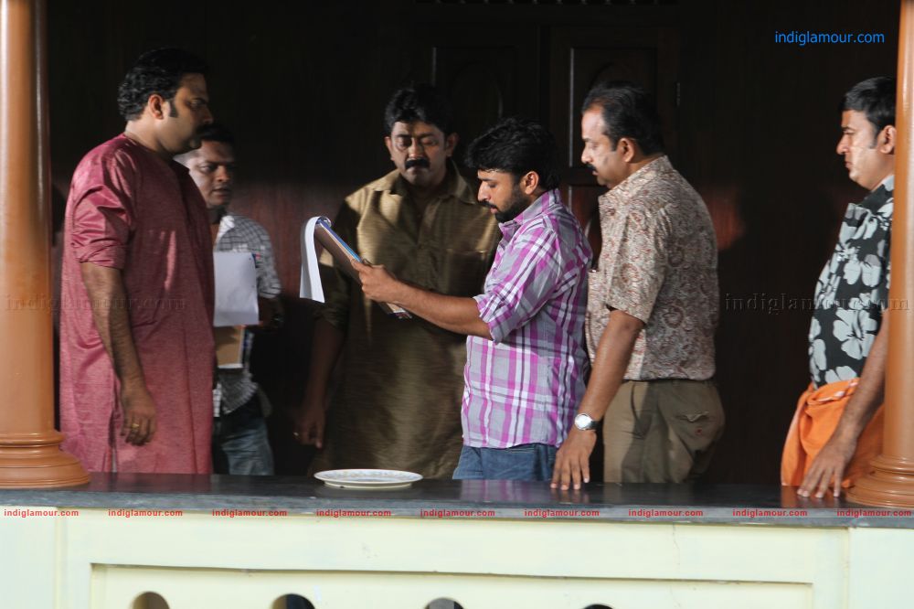 Mullamottum munthiricharum Movie hd photo