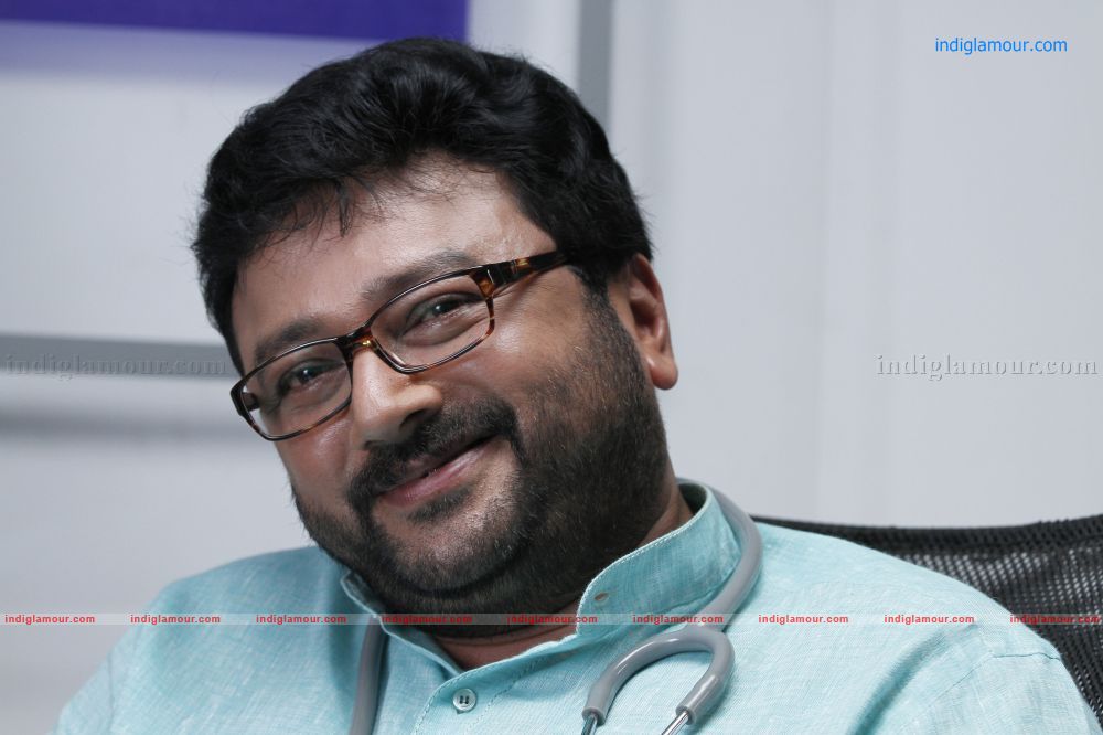Njanum Ente Familyum Movie hd photo