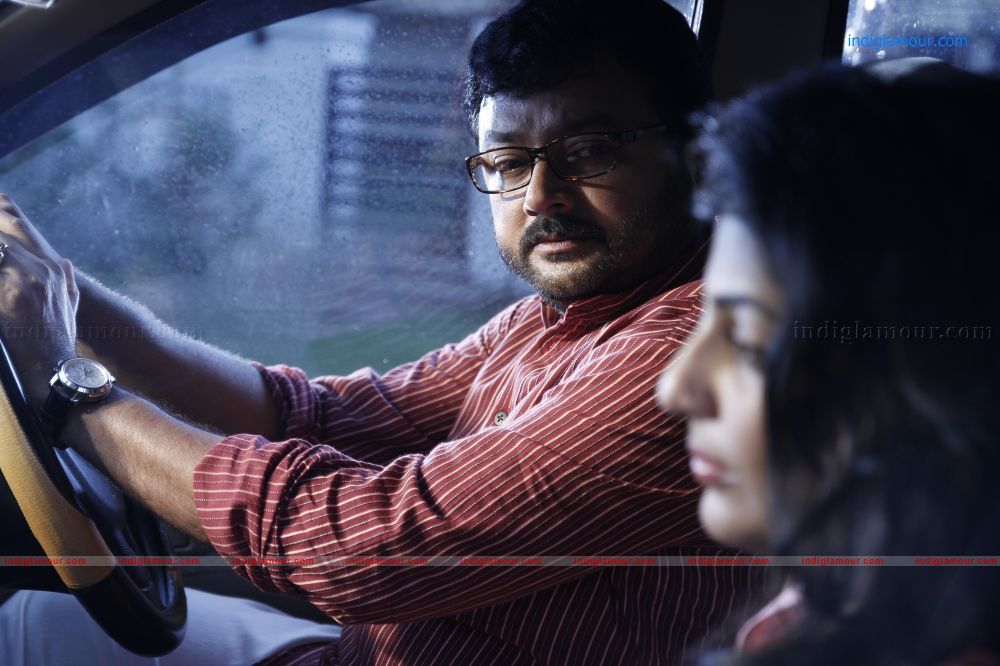 Njanum Ente Familyum Movie hd photo