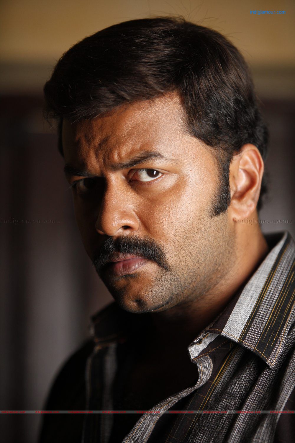 Outsider Movie hd photo