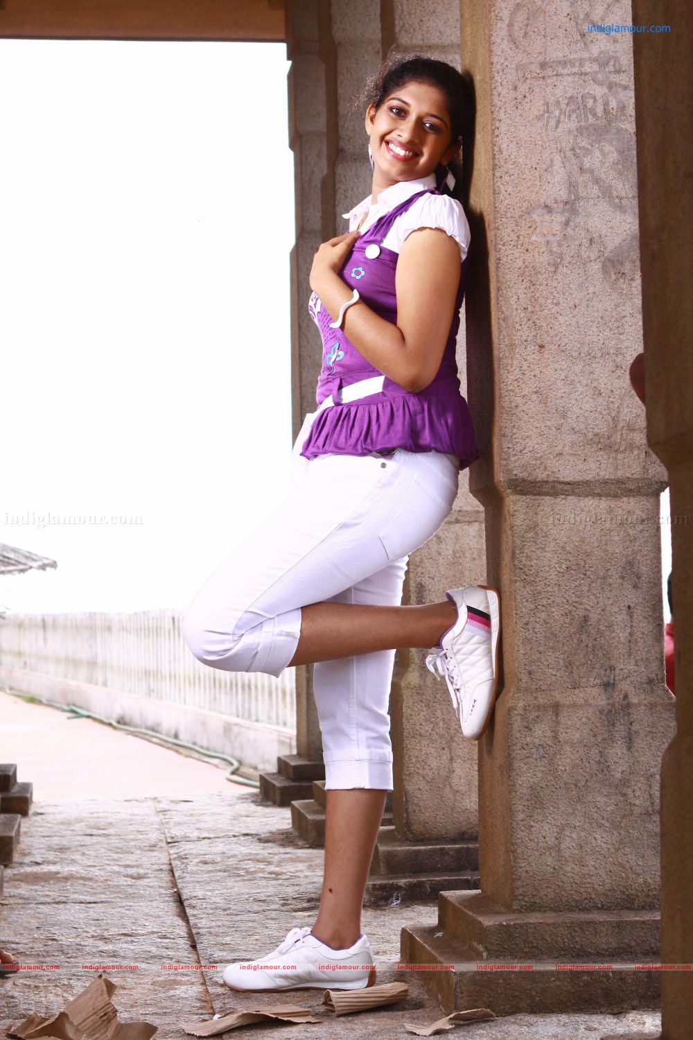 Ezham Suryan Movie hd photo