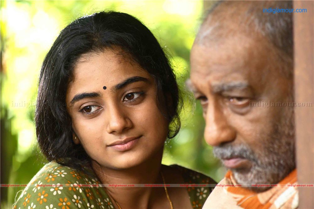 Oru Karyam Parayanund Movie hd photo