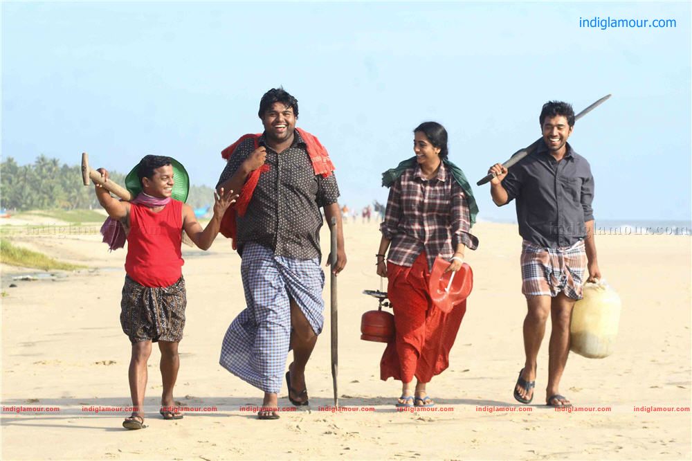 Oru Karyam Parayanund Movie hd photo