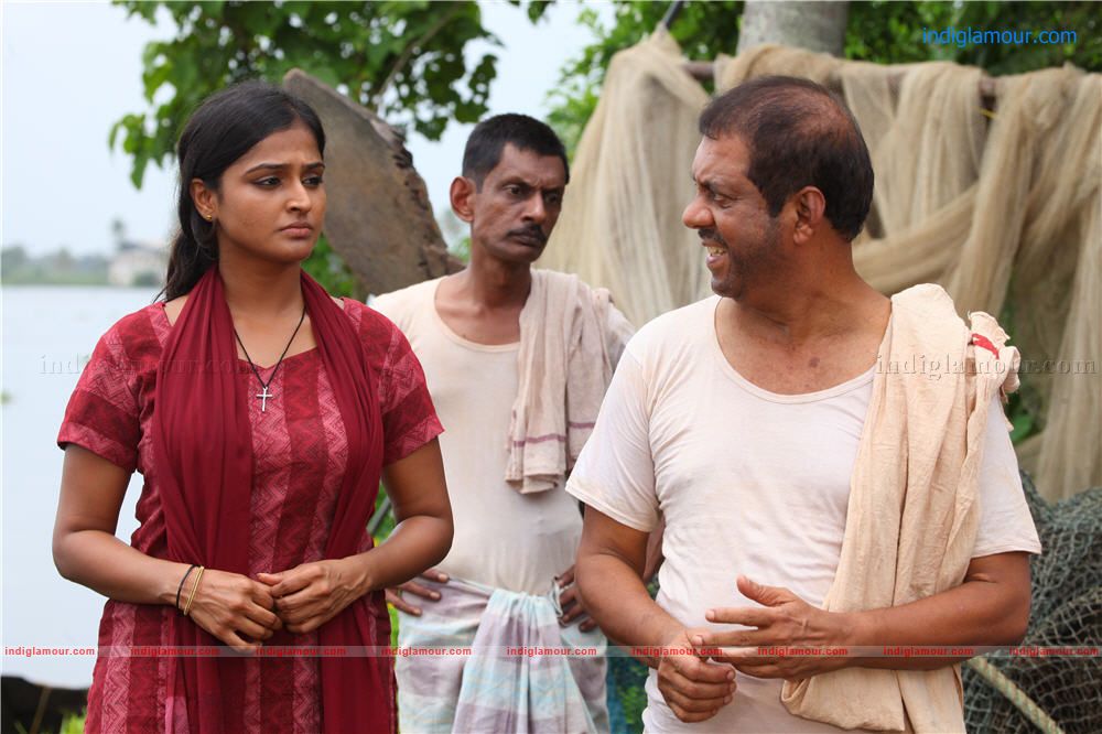 Pathiramanal Movie hd photo
