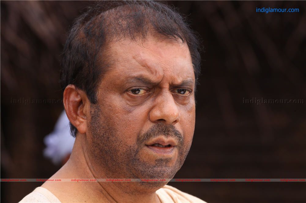 Pathiramanal Movie hd photo