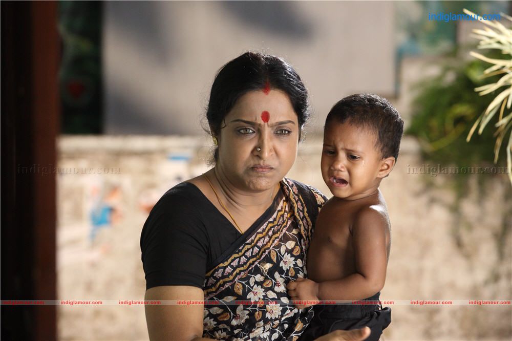 Pathiramanal Movie hd photo