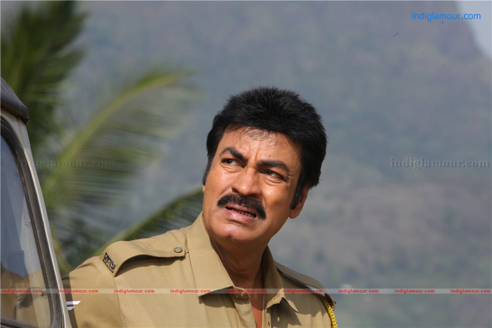 Pathiramanal Movie hd photo