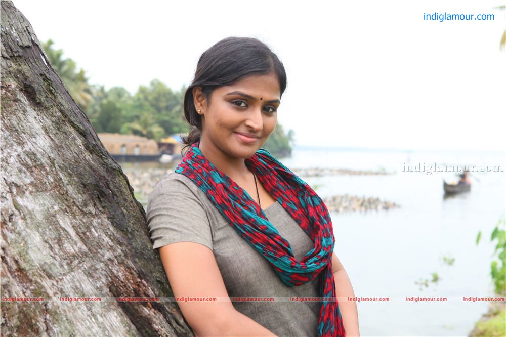 Pathiramanal Movie hd photo