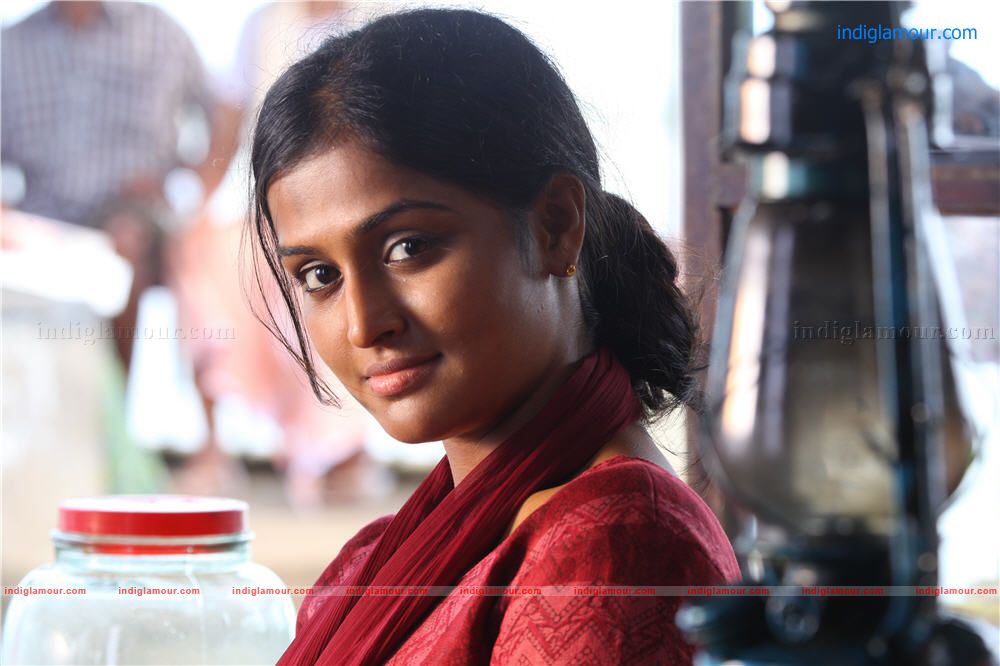 Pathiramanal Movie hd photo