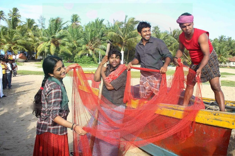 Oru Karyam Parayanundu Movie hd photo