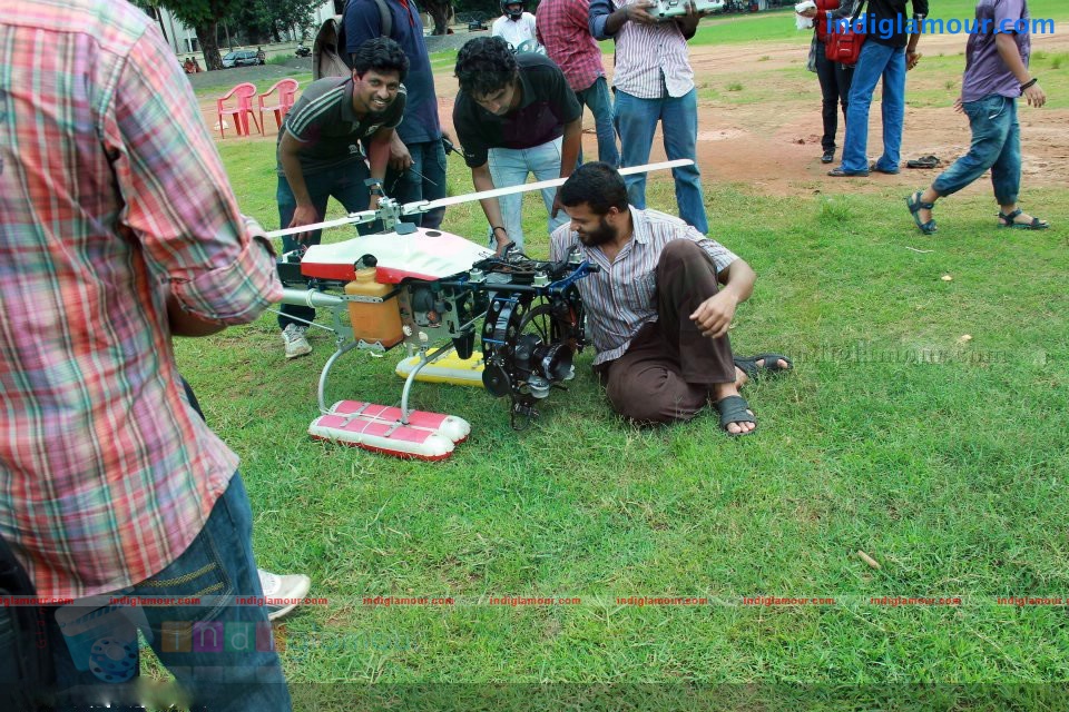 Trivandrum Lodge Movie hd photo