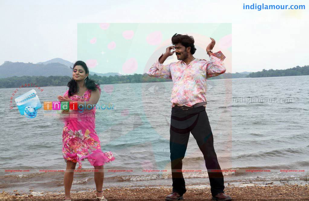Vargavikattu Town To Village Movie hd photo