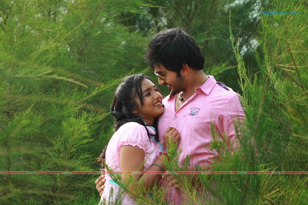 Cherukkanum pennum Movie hd photo