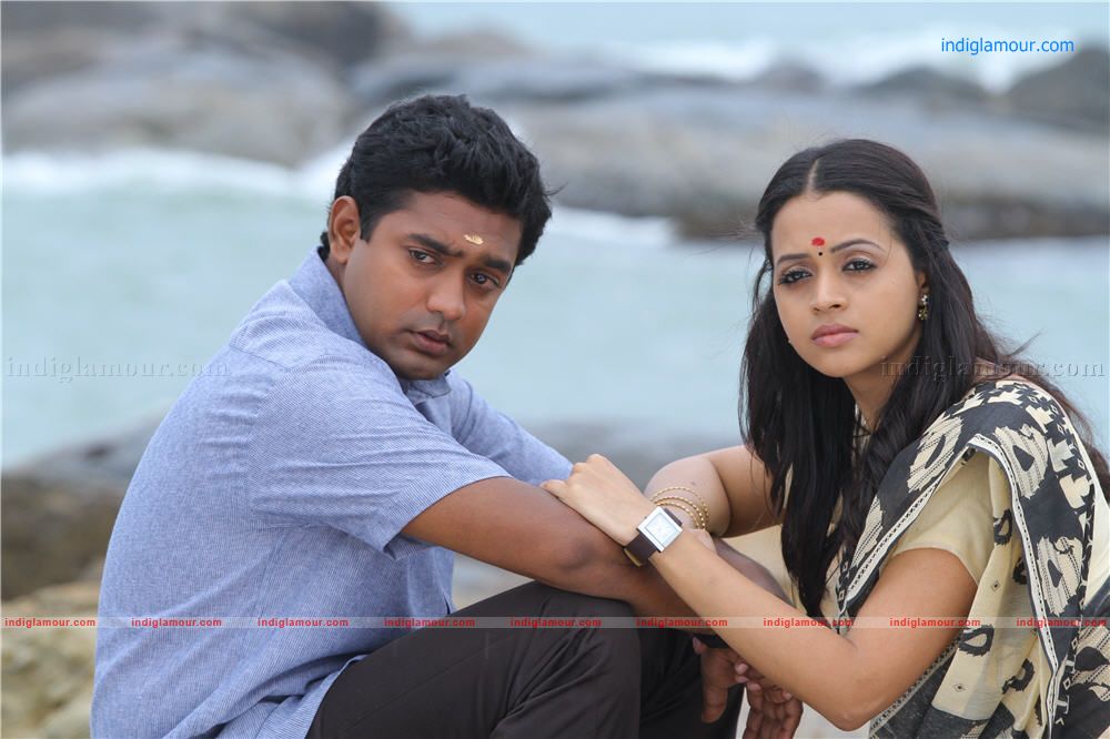 Ozhimuri Movie hd photo