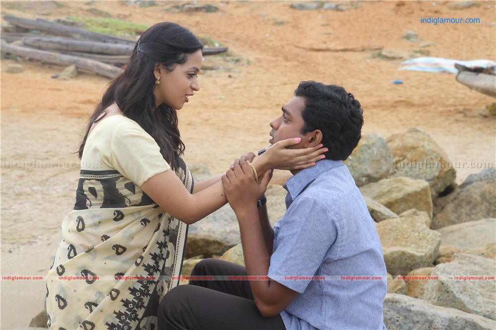 Ozhimuri Movie hd photo