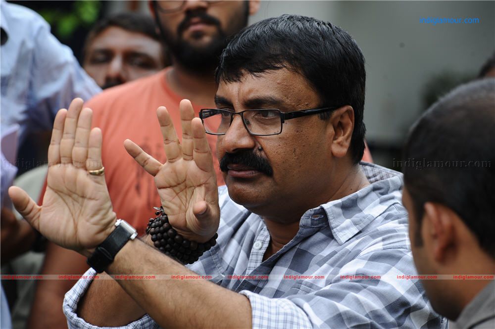 Trivandrum Loadge Movie hd photo
