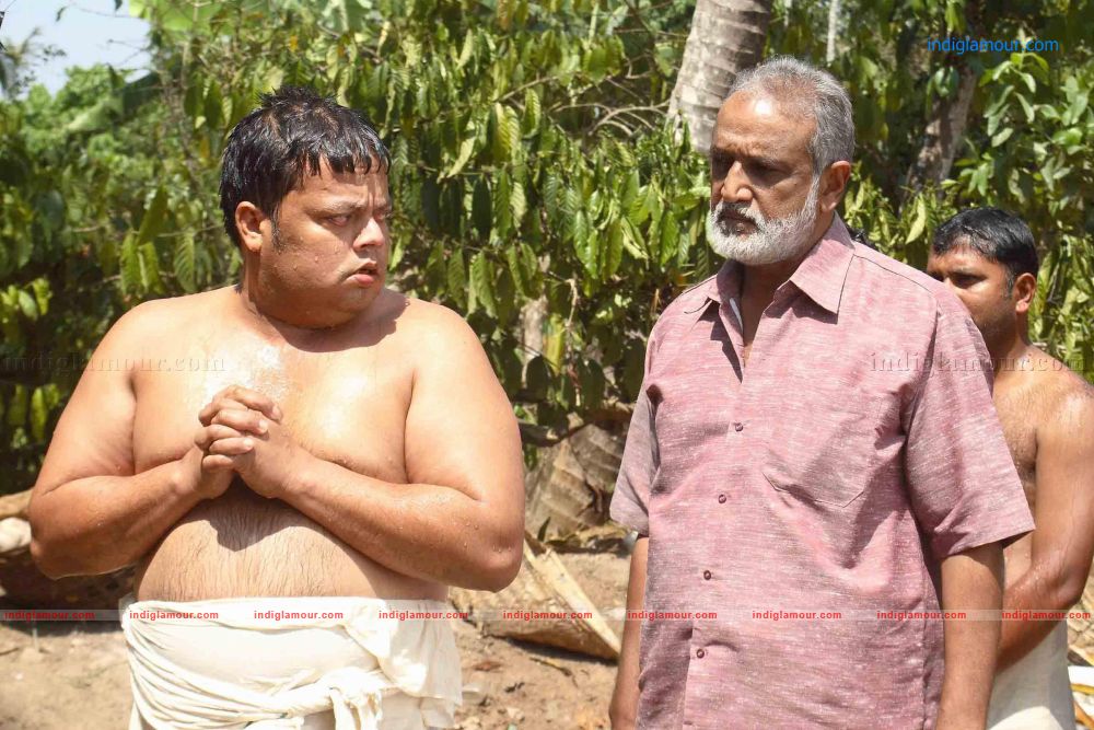 Ithra Mathram Movie hd photo