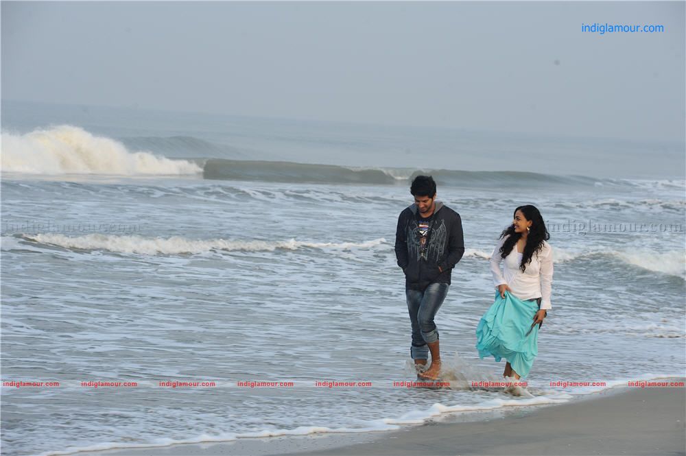 Usthad Hotel Movie hd photo