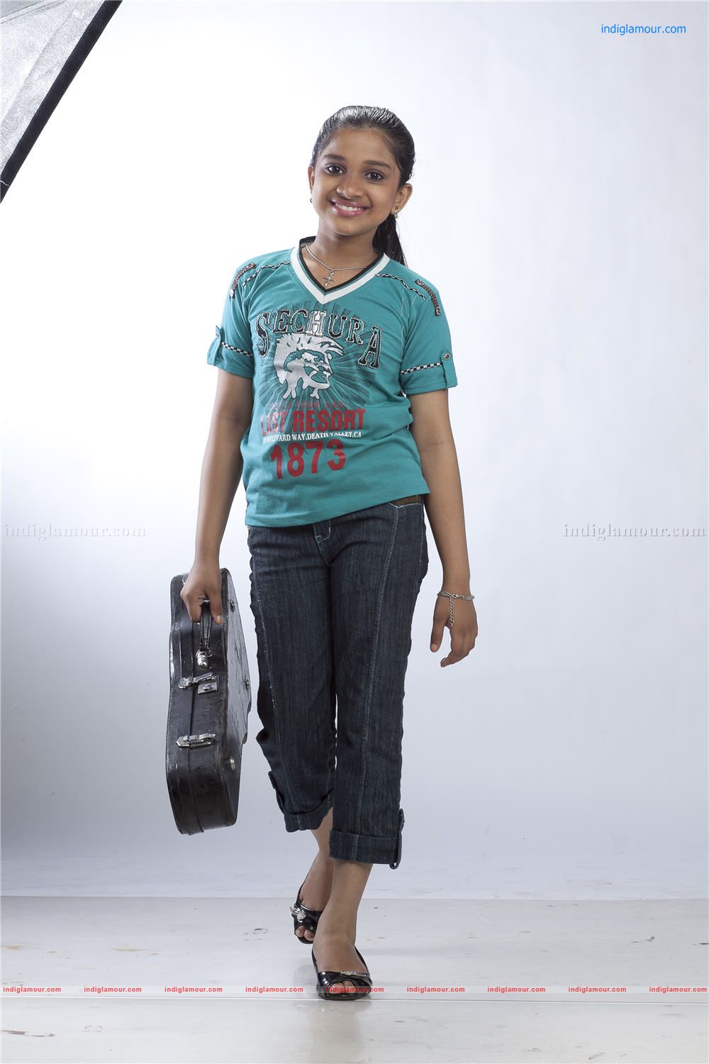 Pocket lover Movie hd photo