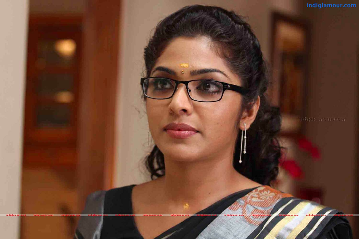 Kammath And Kammath Movie hd photo