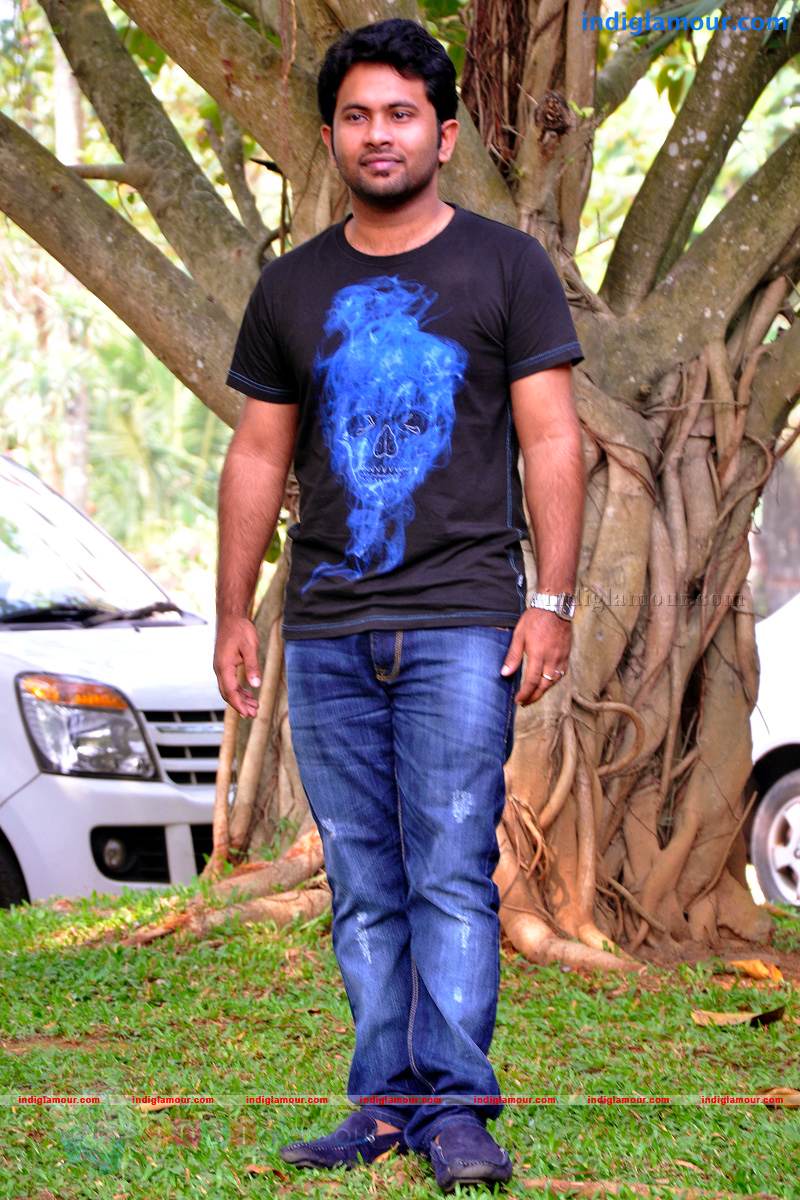 Sadharanakkaran Movie hd photo