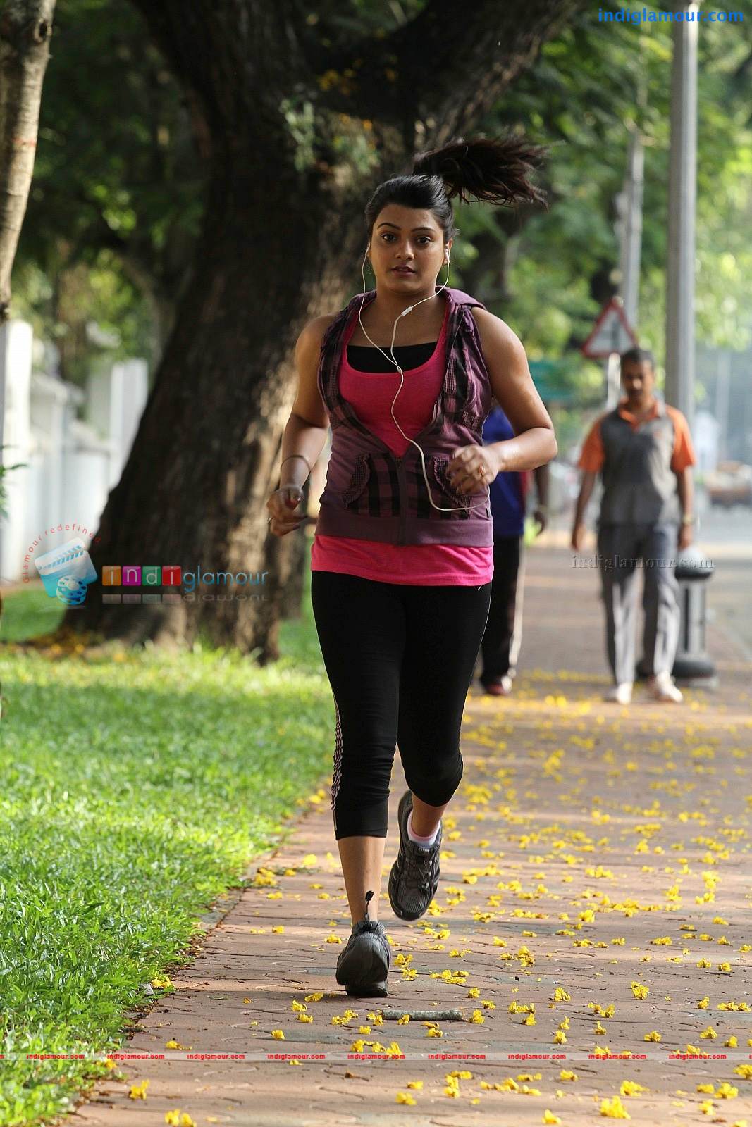 Annum Innum Ennum Movie hd photo