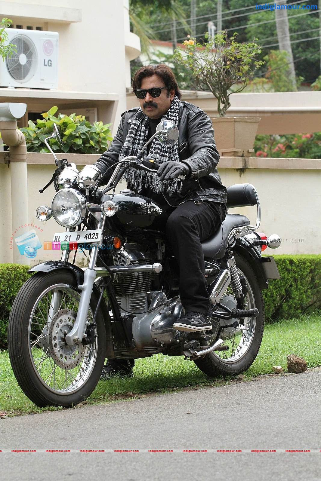 Annum Innum Ennum Movie hd photo